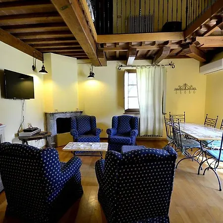 Osteria Di Ramazzano Sleeps 6 Pool Air Con Lejlighed *